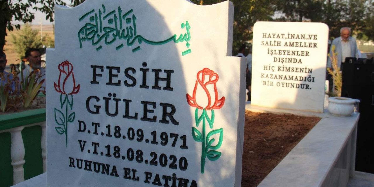 Fesih Güler Hoca mezarı başında yad edilecek