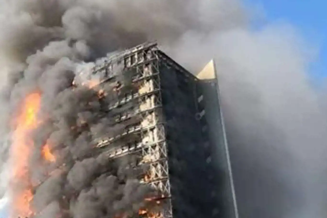 Li Efrîqaya Başûr hejmarê mirîyan derket 73yan, 52 kes jî birîndar bûn