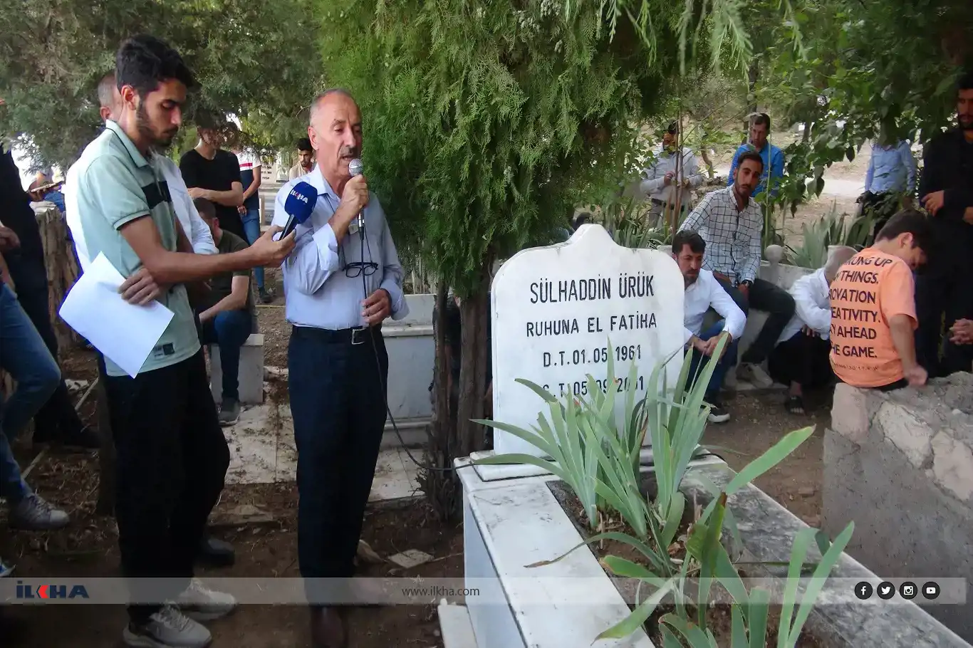 Dozvan Şehîd Selahaddîn Uruk li ser gora xwe hat yadkirin