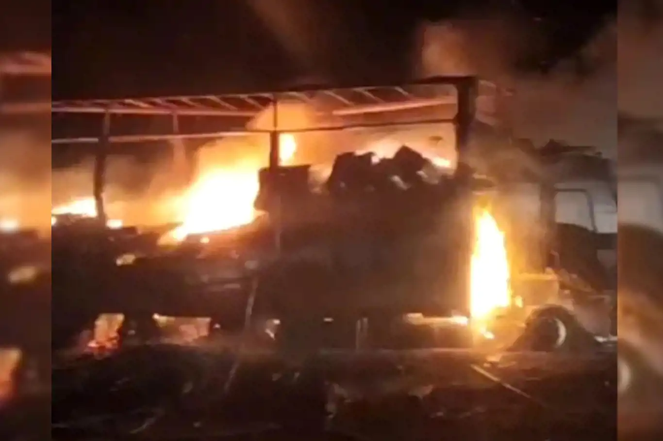 Diyarbakır-Şanlıurfa karayolunda tır alevlere teslim oldu