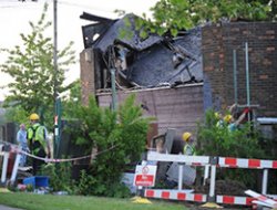İngiltere’de Yine Camii'ye Saldırdılar