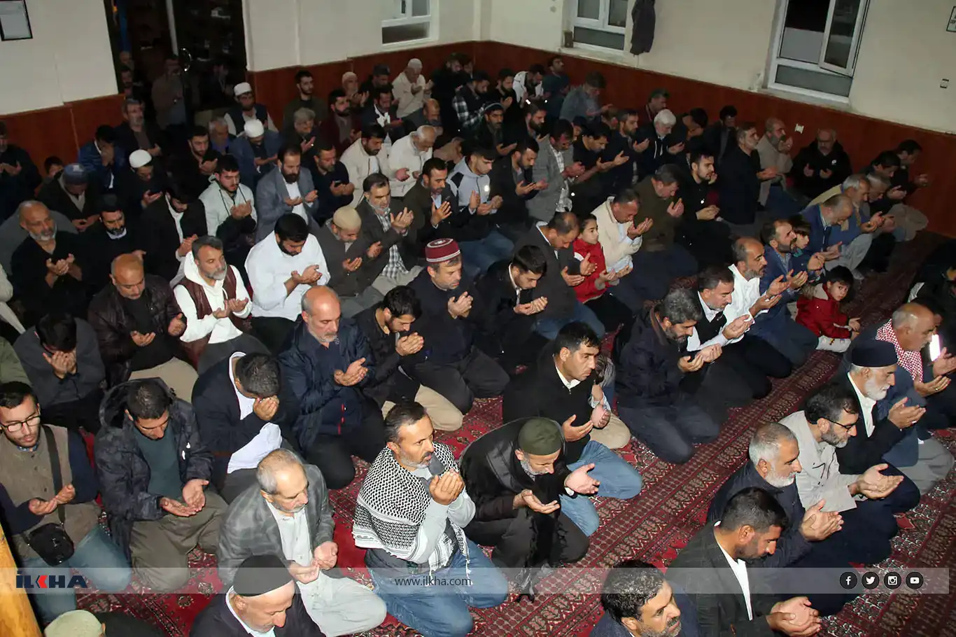 Ji bo Fîlîstînê bernameyên “Di nimêja serê sibehê de dua” berdewam dikin