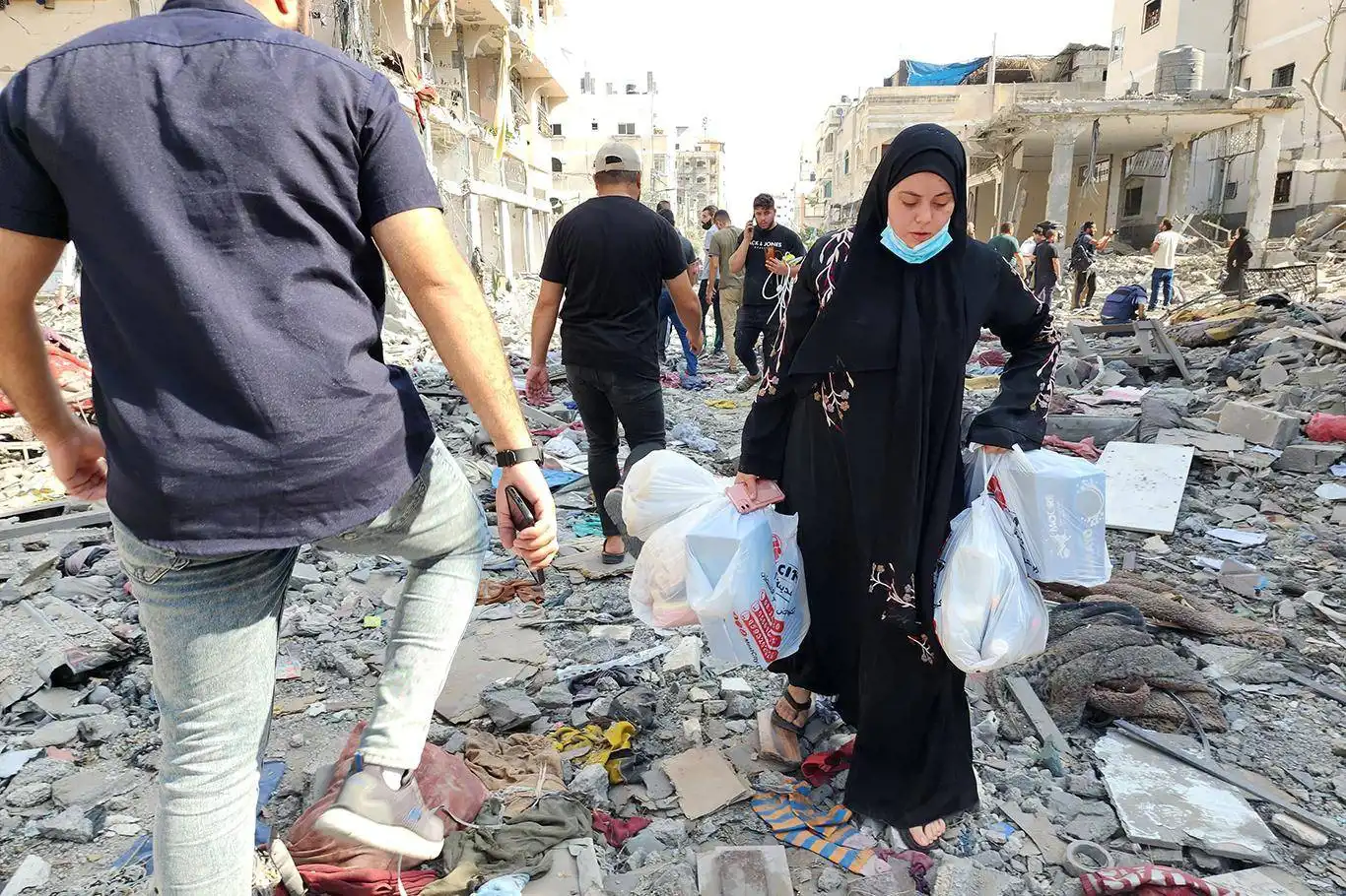 BM: Gazze'de 1,5 milyon kişi yerinden edildi