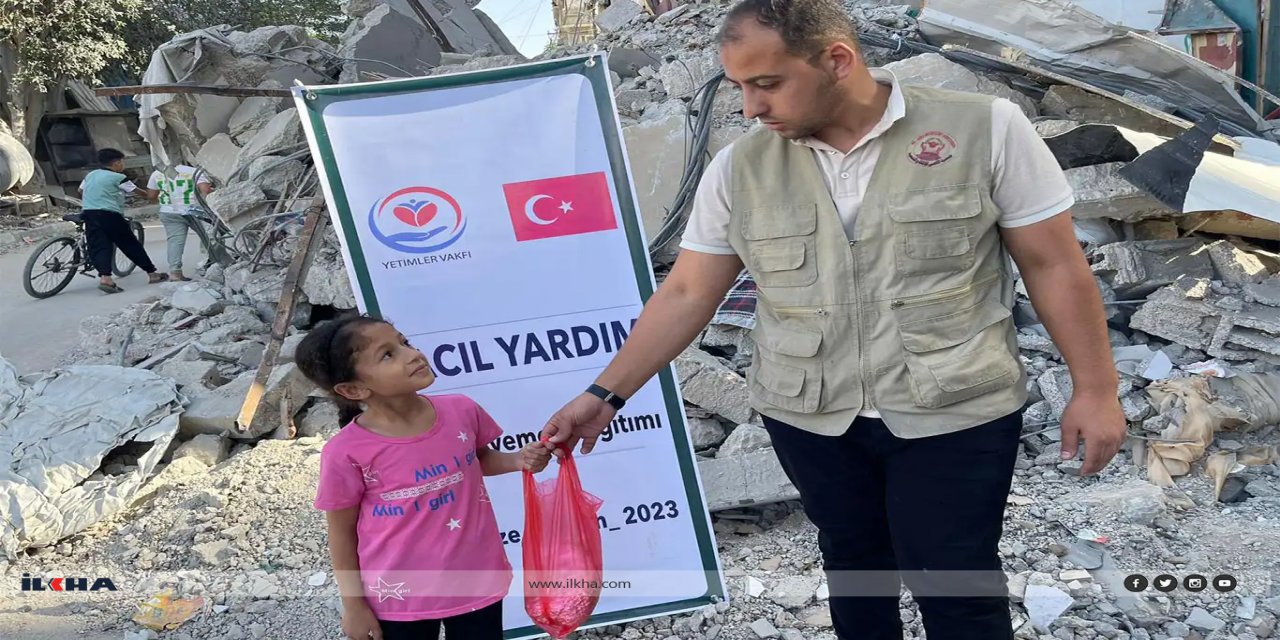 Yetimler Vakfı, Gazze halkına sıcak yemek dağıtımını sürdürüyor