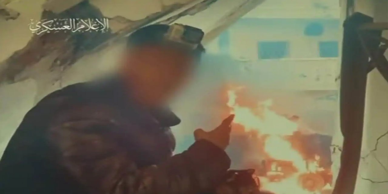 Berxwedan li Xezzeyê destan dinivisîne