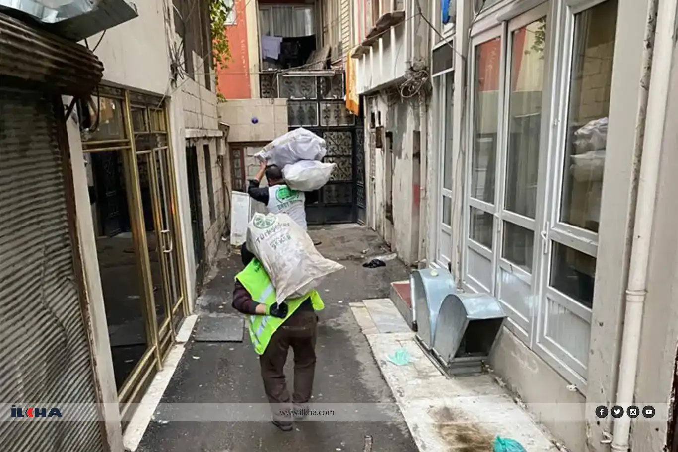 Karwanê Hêvîyê li Entabê ji mihtacan re êzing û komir belav kir