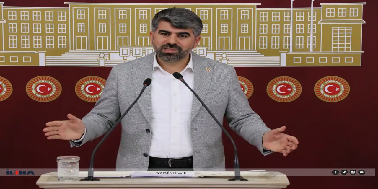 Dînç: Piranîya erdhejzedeyên ku di qonteyniran de dijîn, di bin şert û mercên zivistanê de pirsgirêka germbûnê dikşînin