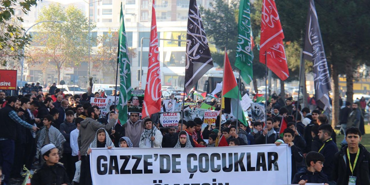 Diyarbakırlı çocuklar: Aynadan bakarken onların çektiği acıyı hissediyoruz