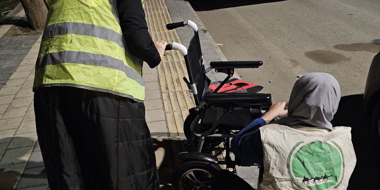 Çınar Umut Kervanı'ndan tekerlekli sandalye yardımı