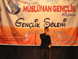 'Gençlik Haftası' bilgi ve ilahi yarışmasının finali yapıldı