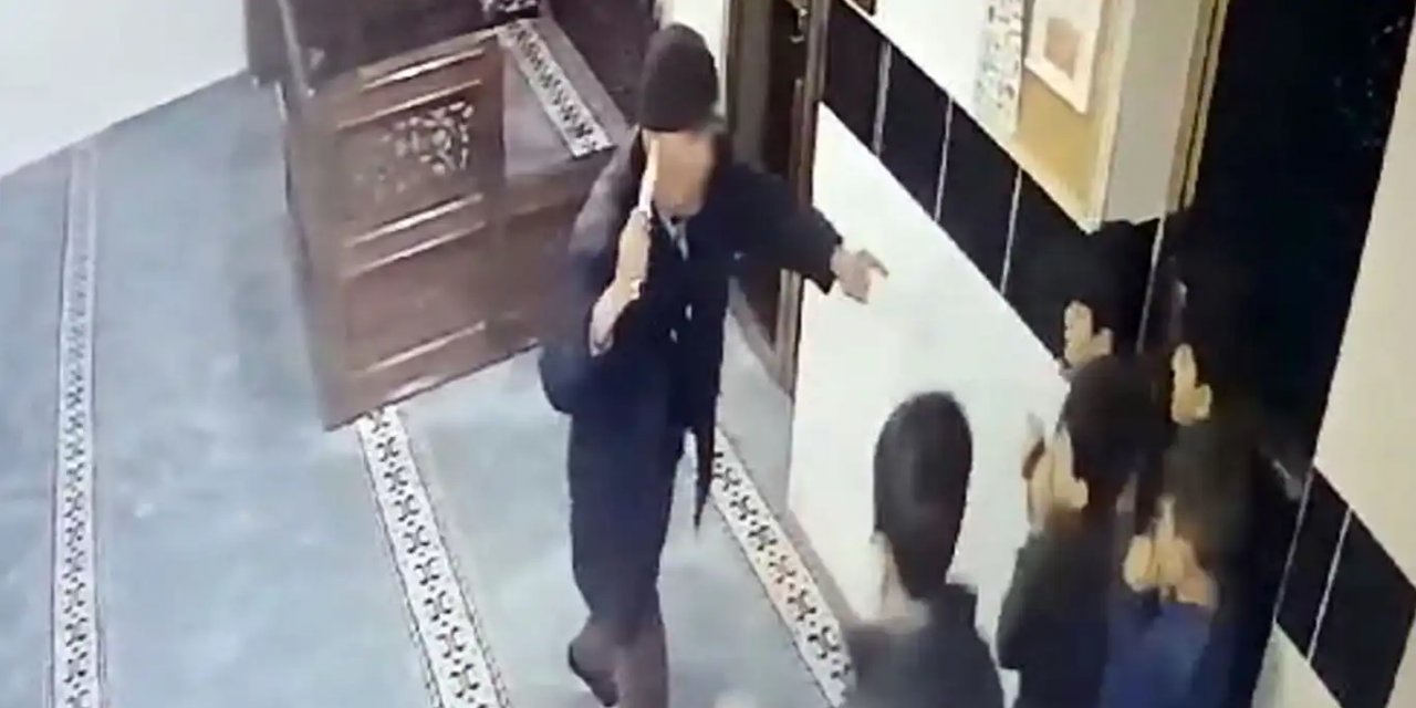 Diyarbakır'da camideki çocukları bıçakla korkutan adam serbest bırakıldı