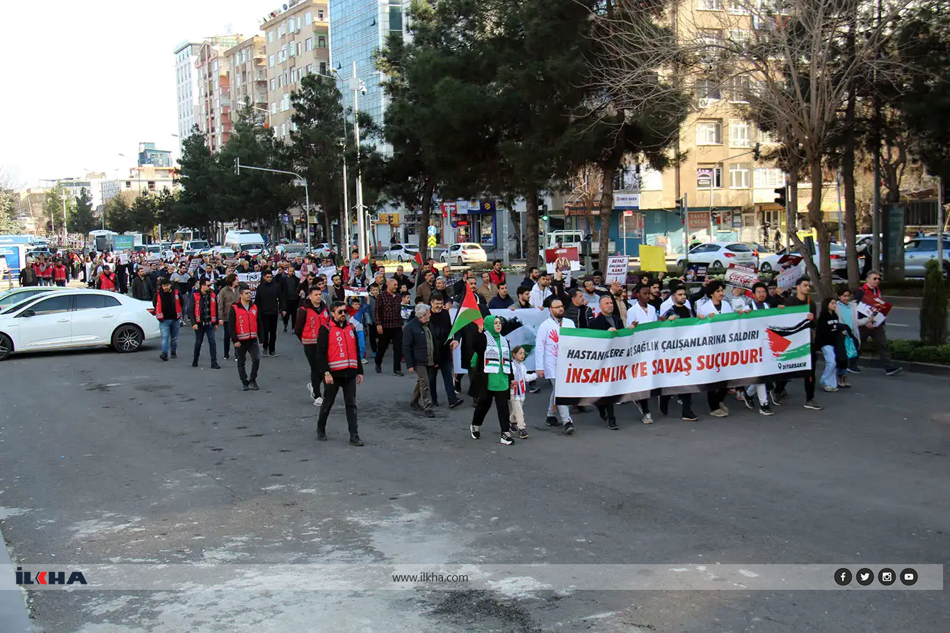 Hekimlerin sessiz yürüyüşü 15'inci haftasında