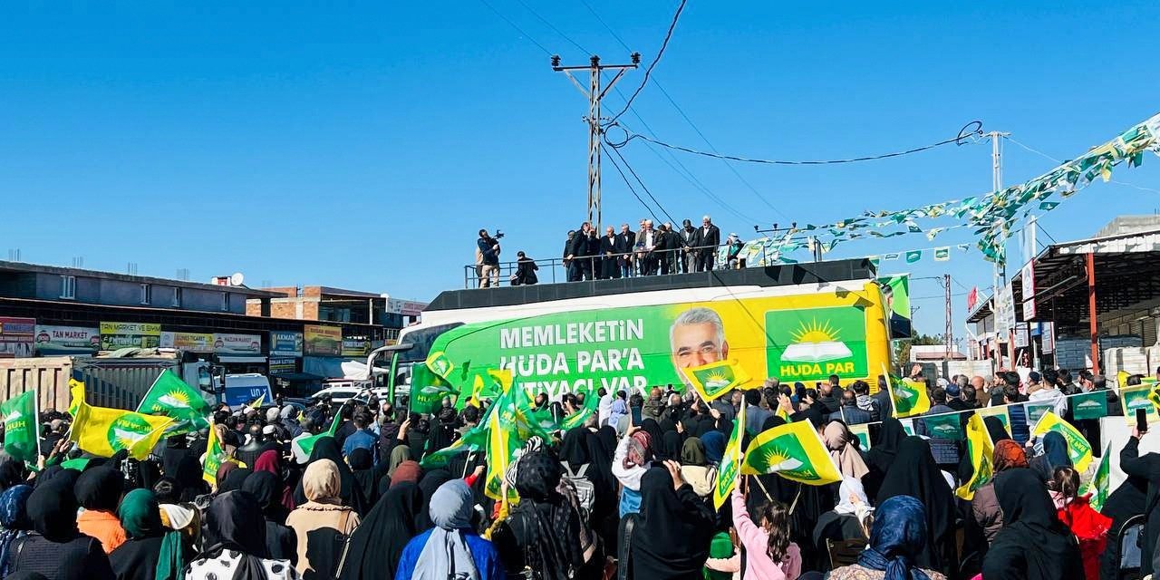 HÜDA PAR Genel Başkanı Zekeriya Yapıcıoğlu: “Memleketin HÜDA PAR belediyeciliği ile tanışma vakti gelmiştir”