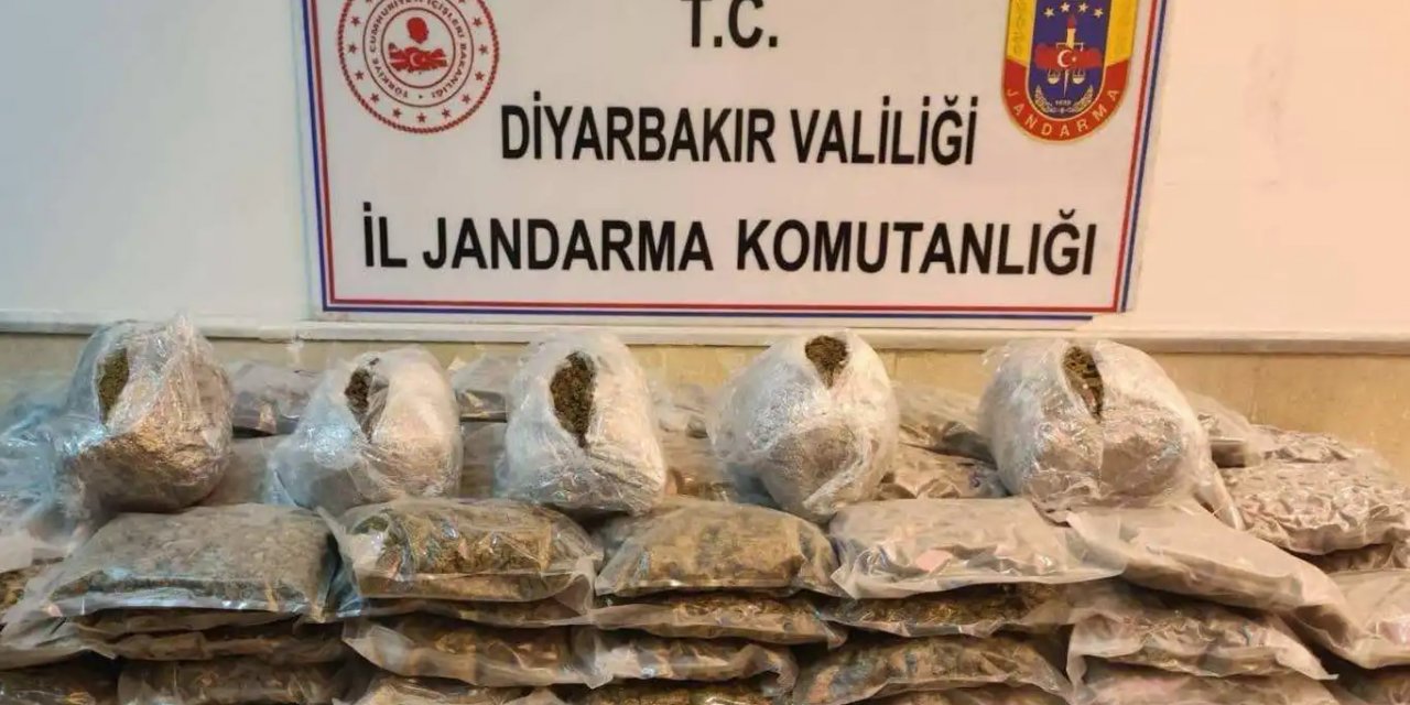 Diyarbakır'da satışa hazır vaziyette 67 kilogram esrar ele geçirildi