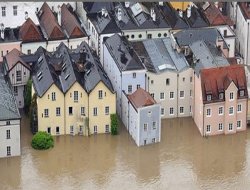 Sel Yüzünden Bir Kent Boşaltıldı!