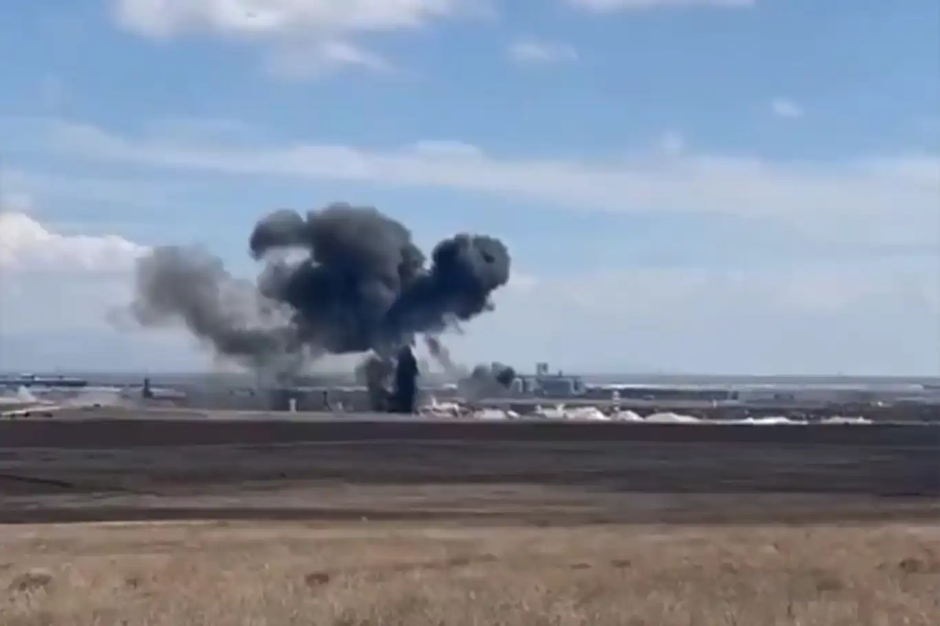 Li Qonyeyê balafir ket xwarê: Personelekî canê xwe ji dest da