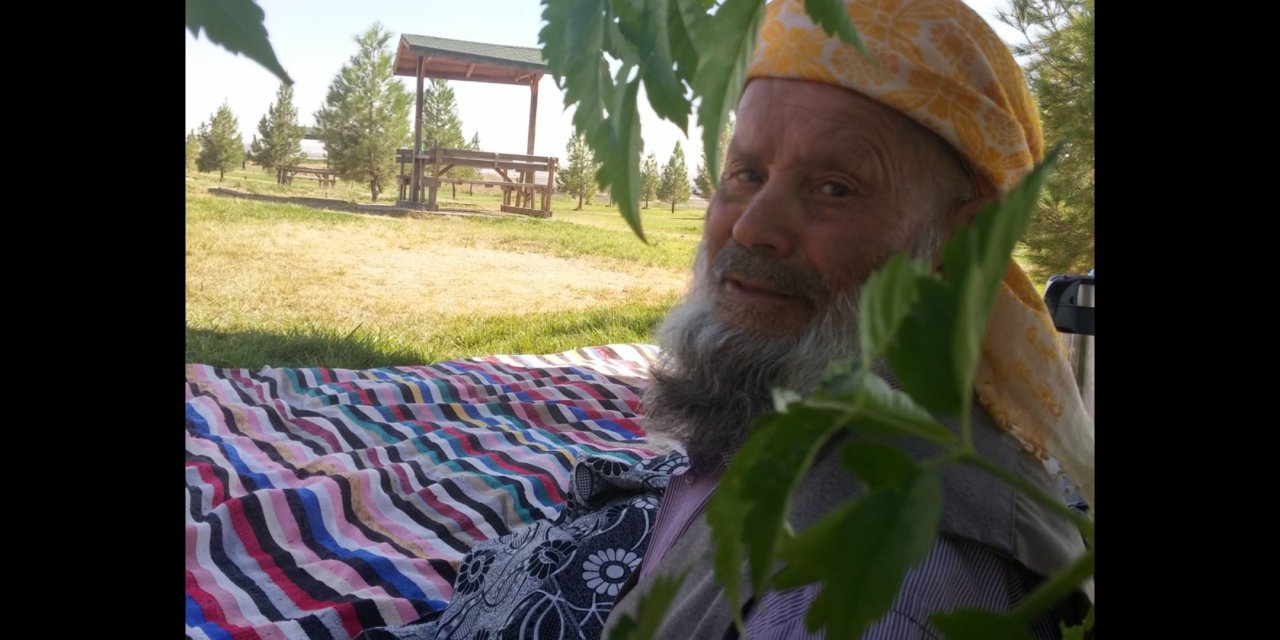 Çınar merkezden Molla Abdurrahim Akkurt'un babası Hacı OSMAN AKKURT vefat etmiştir