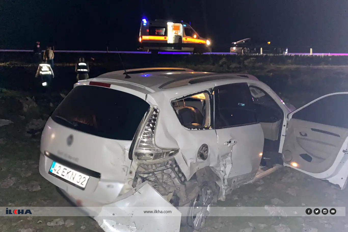 Diyarbakır-Şanlıurfa kara yolunda kontrolden çıkan otomobil tarlaya girdi: 2'si ağır 5 yaralı