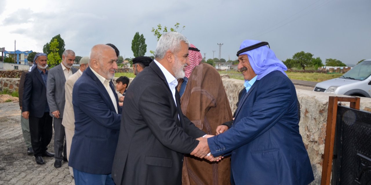 HÜDA PAR Çınar Belediye Başkan Adayı Turgut teşekkür ziyaretlerine devam ediyor