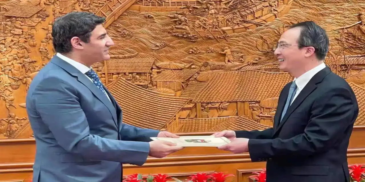 Çîn, wê li Iraq û Herêma Kurdistanê 8 hezar dibistan lê bike