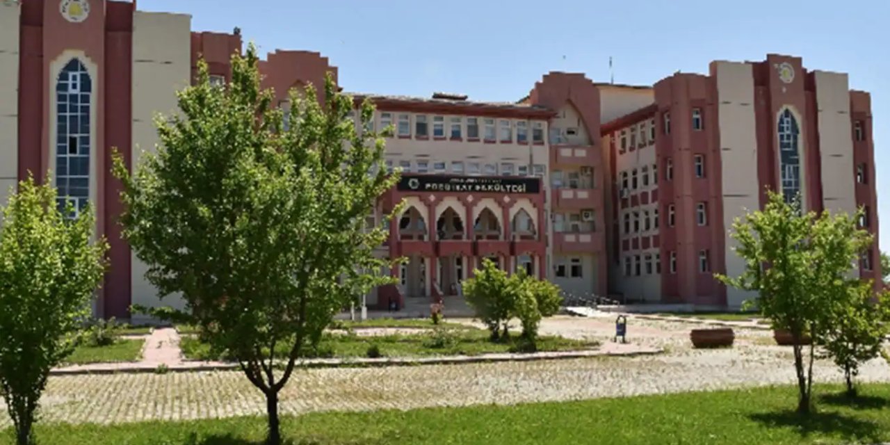 Dicle Üniversitesi Edebiyat Fakültesi'nin ismi değiştirildi