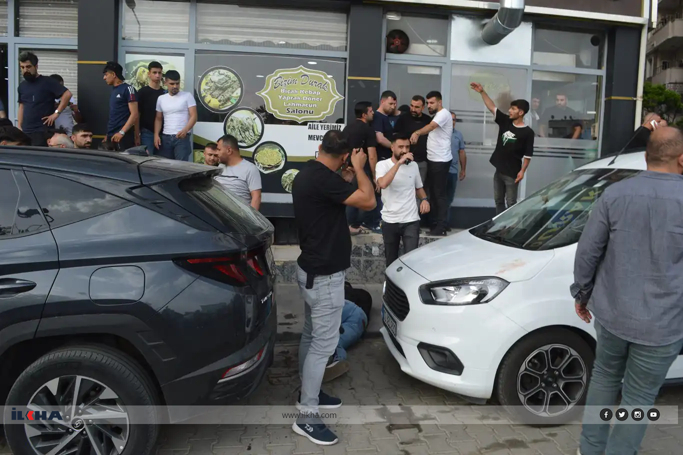 Siirt'te korumalar, Valiye suikast zannedip ateş açtı: 2 kişi yaralandı