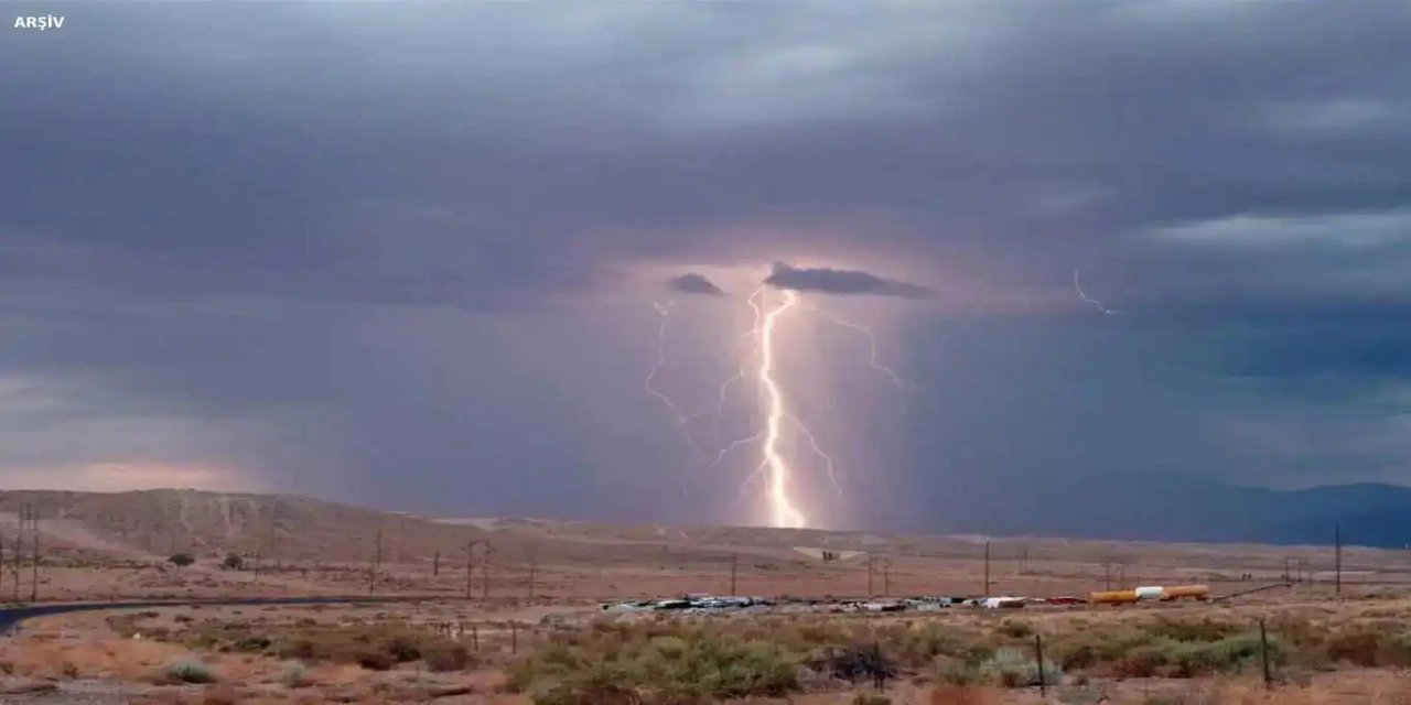 Li Sêwasê 38 kerîyan birûskê li wan xist telef bûn