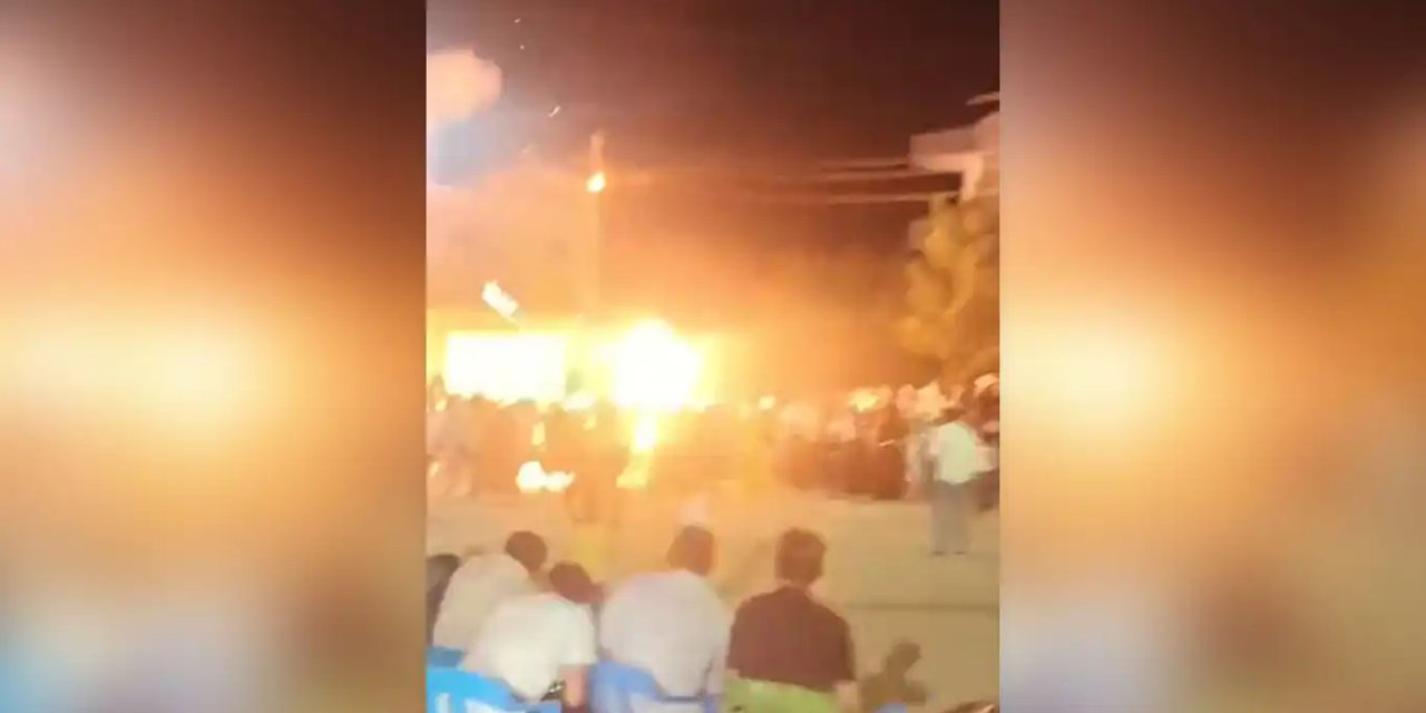 Silvan'da düğünde atılan hava fişek kalabalığa düştü: 5 yaralı
