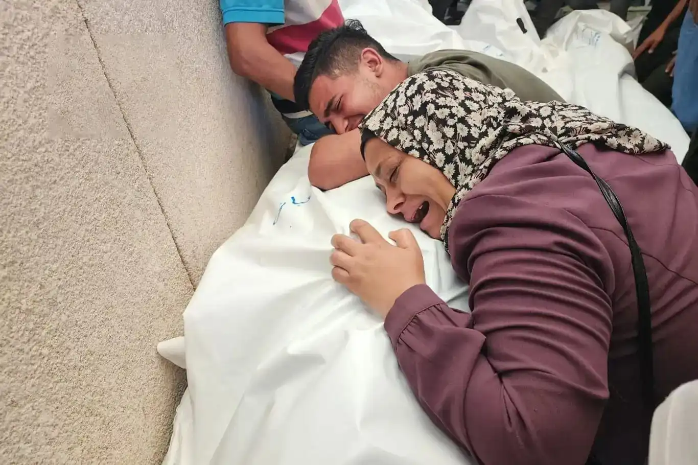 Li Xezzeyê hejmara şehîdan zêde bû û derket 37 hezar û 372 kesan