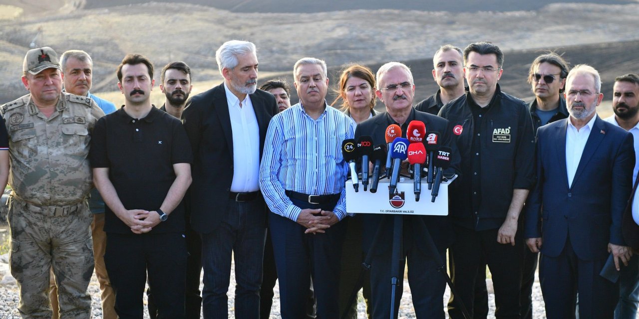 İçişleri Bakan Yardımcısı Karaloğlu Çınar ilçemizde açıklamalarda bulundu