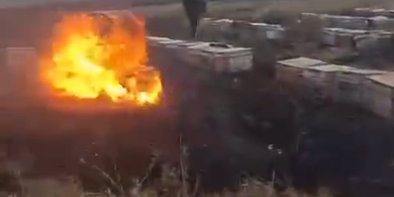 Karacadağ'da ormanlık ve otluk alanda yangın