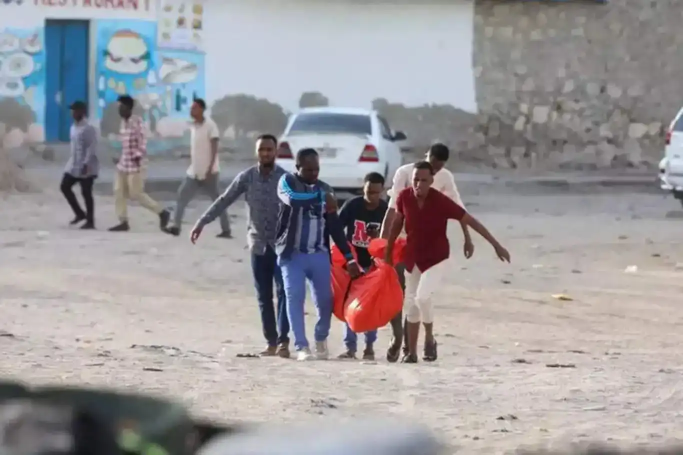 Li Somalîyê êrîşa bombeyî: Herî kêm 32 mirî