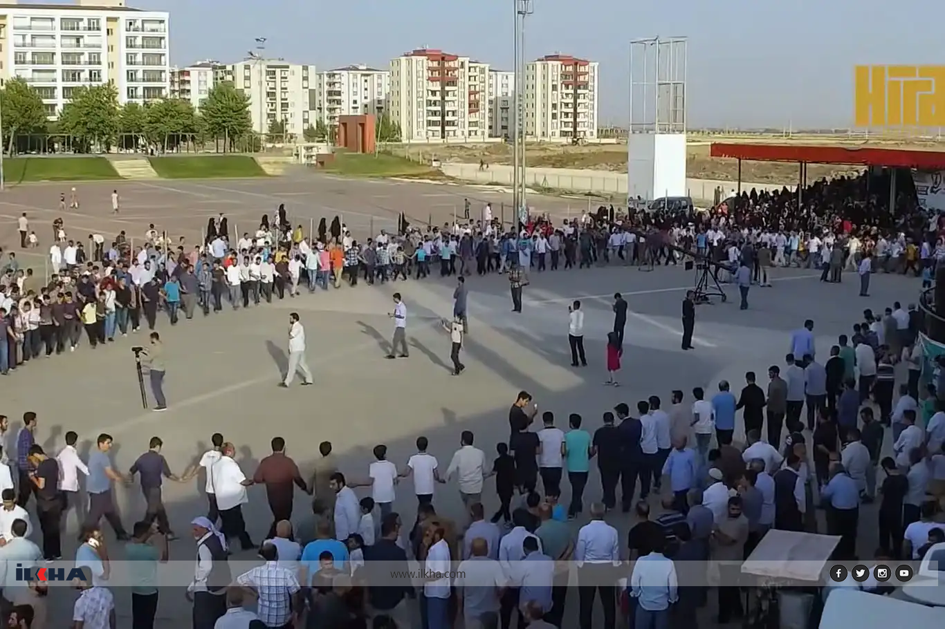 Düğünler, helal dairede yapıldığında evliliğin temeli de sağlam olur