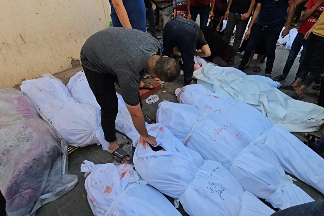 319 gündür Gazze saldırı altında: Şehid sayısı 40 bin 173