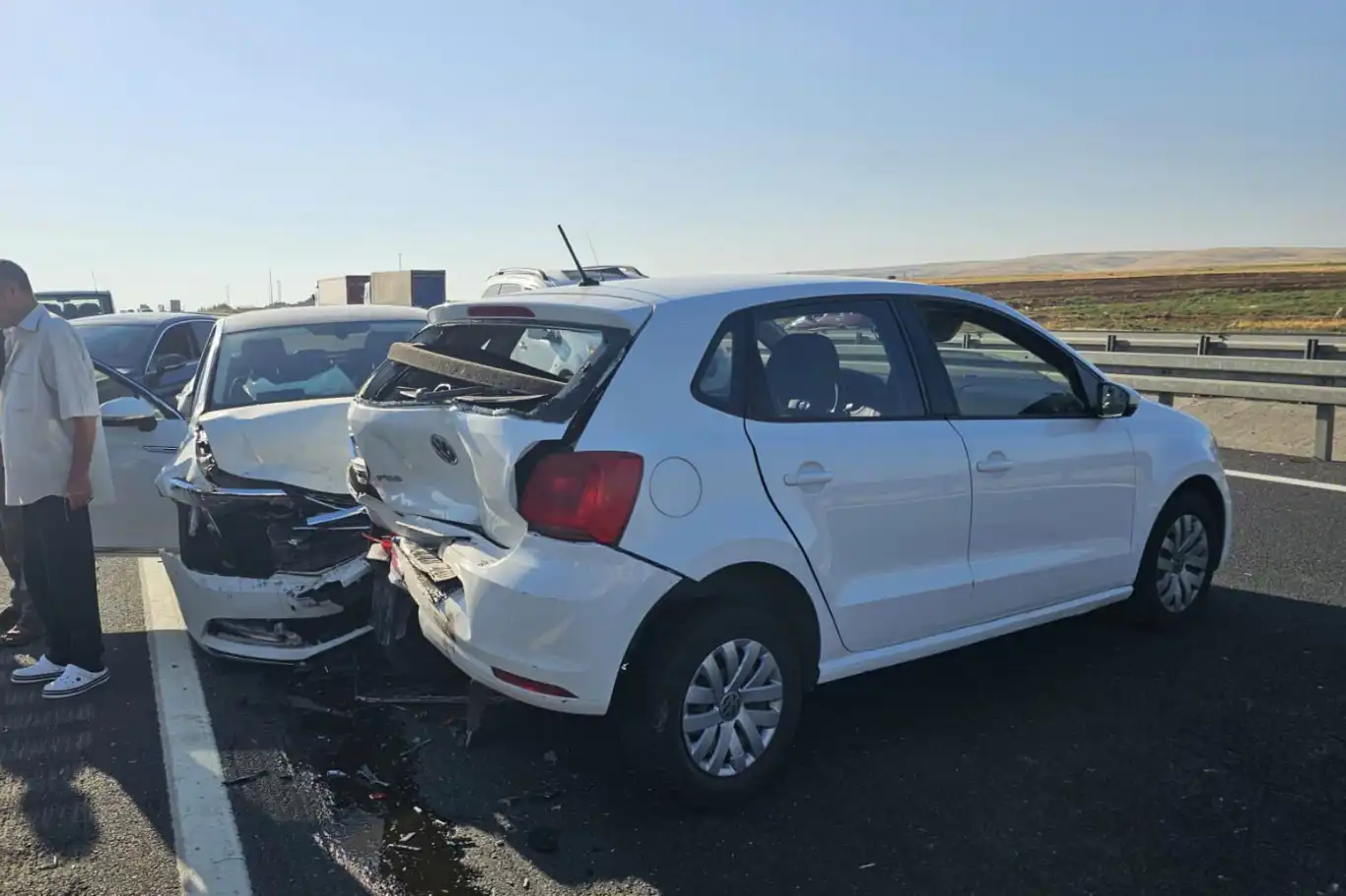 Mardin Nusaybin'de iki otomobilin çarpıştığı kazada 3 kişi yaralandı