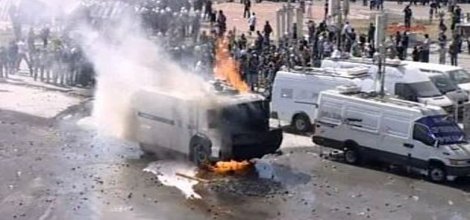 Molotof atılan TOMA yandı