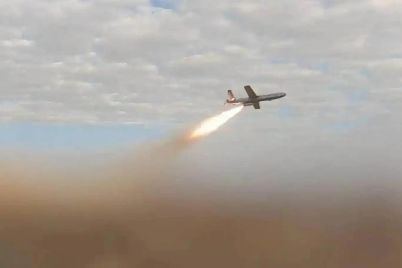 Ensarullah bi ÎHAyan li Tel Avîvê xist