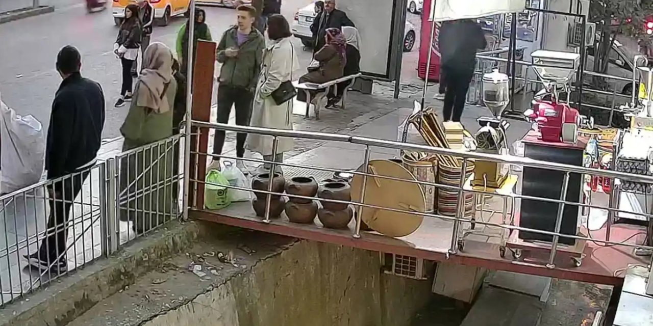 Diyarbakır'da ticari araçla motosikletin çarpıştığı anlar güvenlik kamerasına yansıdı