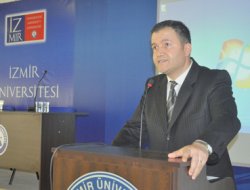 "Türkiye'de her 40 saatte bir kadın eşi tarafından öldürülüyor"