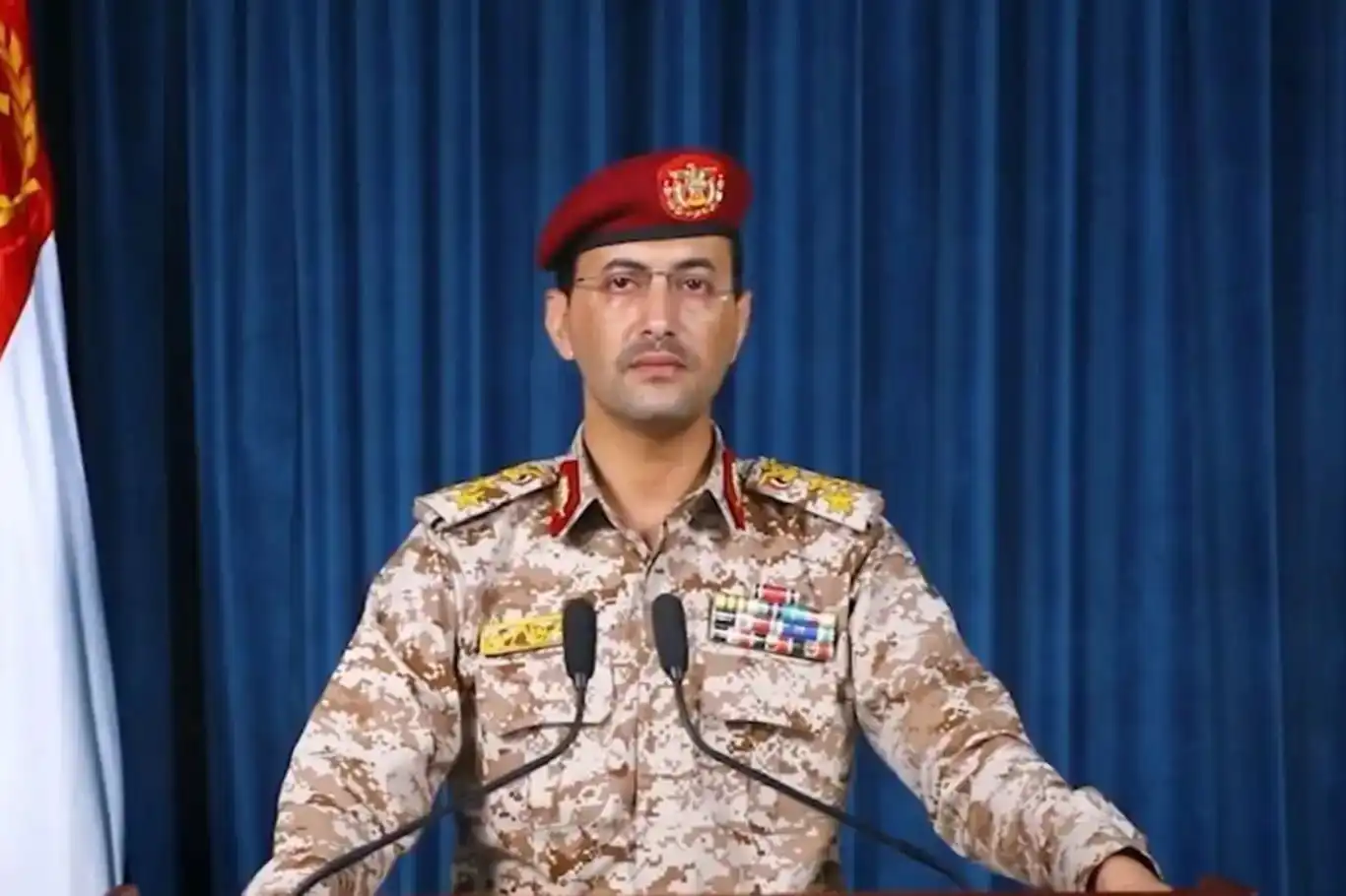 Ensarullah: Me li Behra Sor û Ummanê 3 keştîyan hedef girt