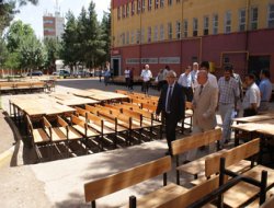 Kendi sıra ve masalarını üretiyorlar