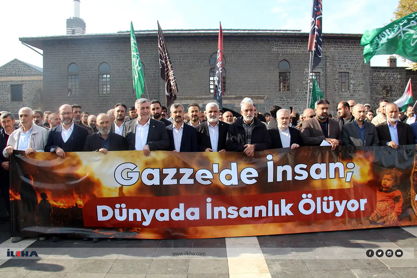 Peygamber Sevdalıları: Kınama mesajlarından artık vaz geçin