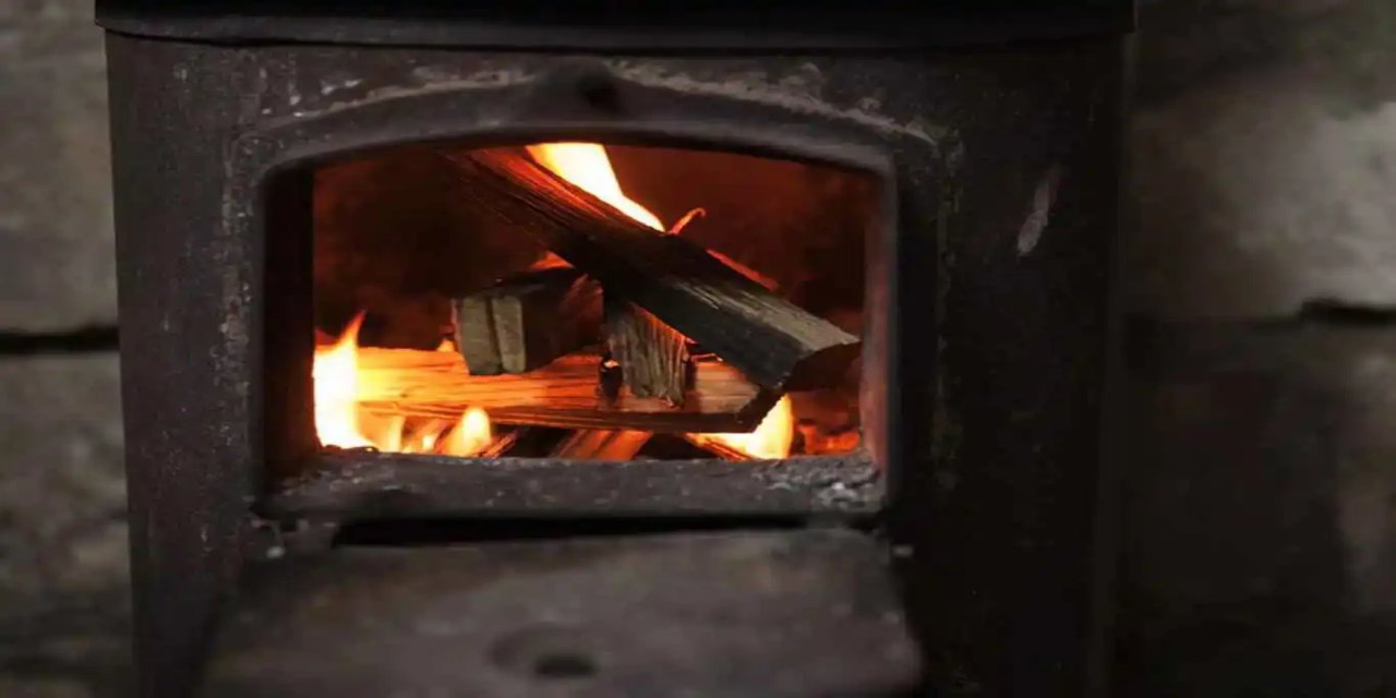 Li Hetayê malbatekî 3 kesî ji ber sobayê bi jehrê ketin