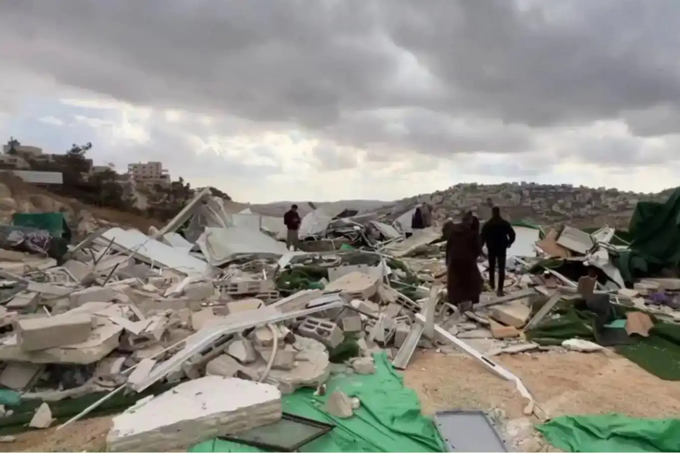 Îşxalkeran li Qudsê camîyekî xera kirin