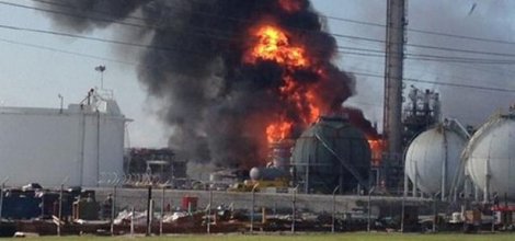 Suriye'de Bomba Yüklü Araç Patladı