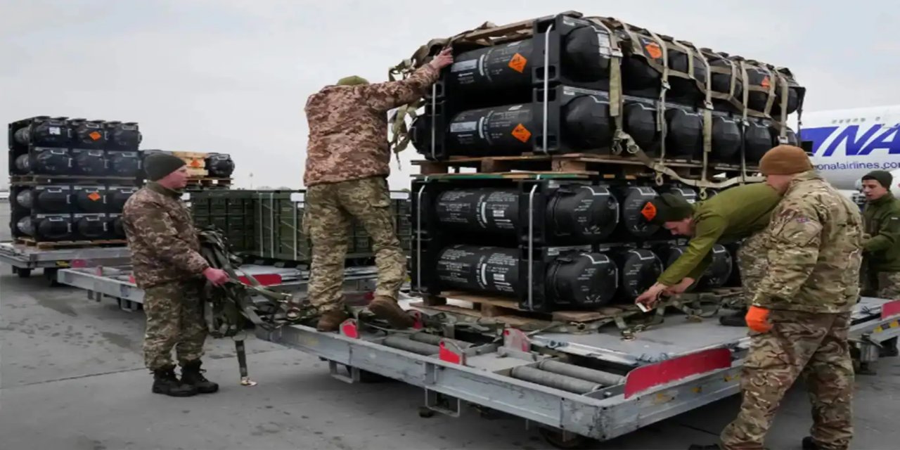 Emrîka ji nû ve dest bi alîkariya leşkerî û piştgiriya îstîxbaratê ya ji Ukraynayê re dike