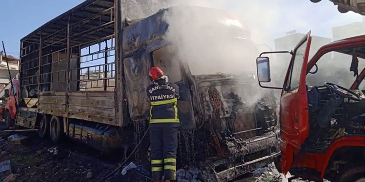 Şanlıurfa Karaköprü Alibaba Mahallesi’nde TIR alev aldı