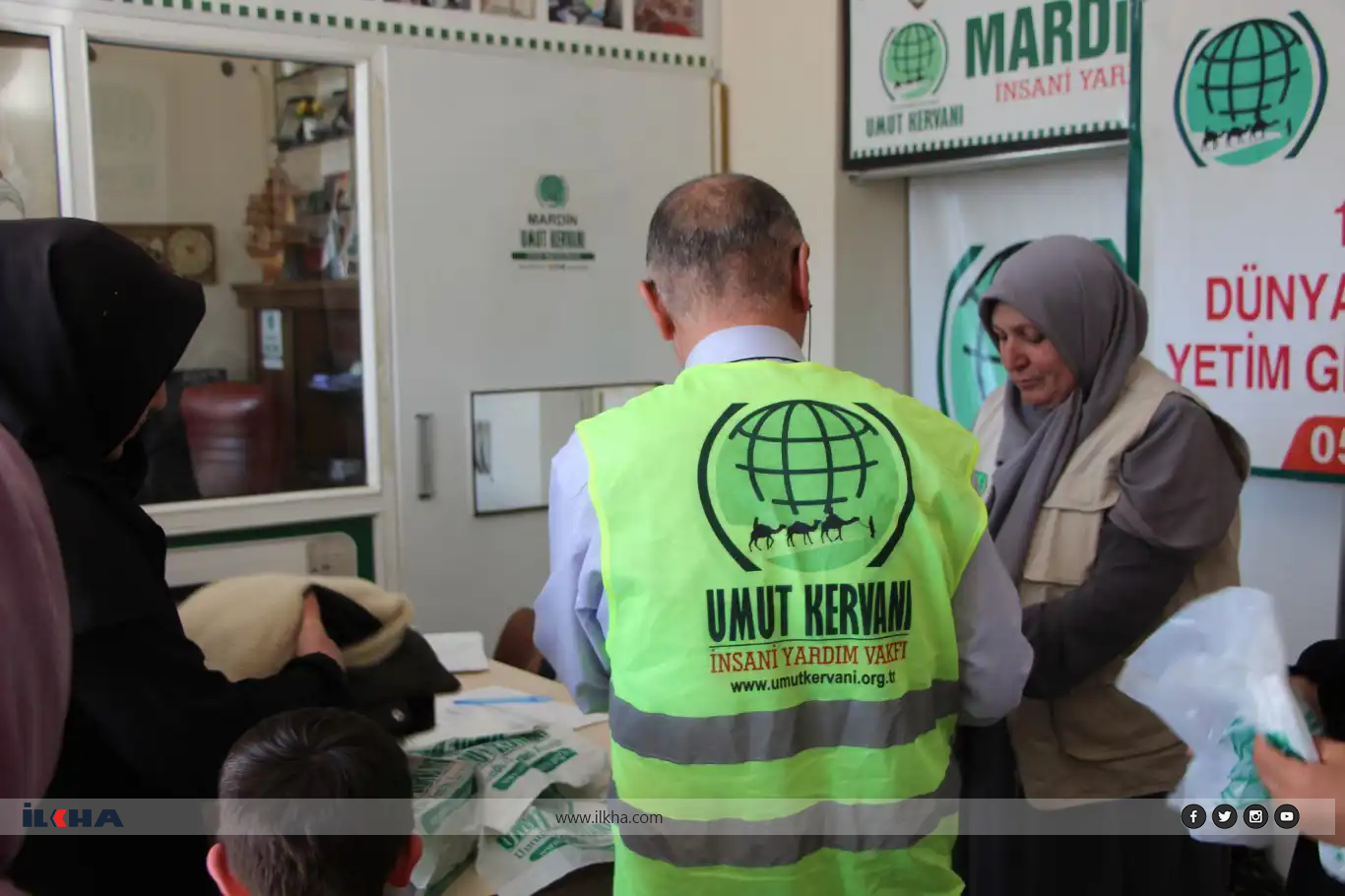 Umut Kervanı, Mardin’de yetim çocuklara giyim yardımında bulundu