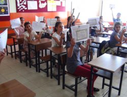 Bingöl'de 62 bin 646 öğrenci karne aldı