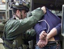 Siyonistler 9 Filistinliyi Gözaltına Aldı